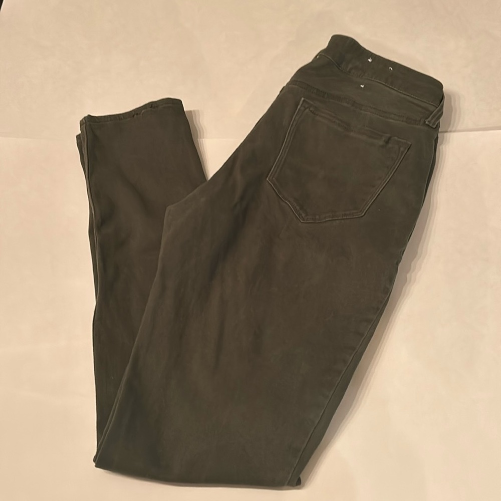 2 for $15 Women’s Old Navy Rockstar skinny jeans